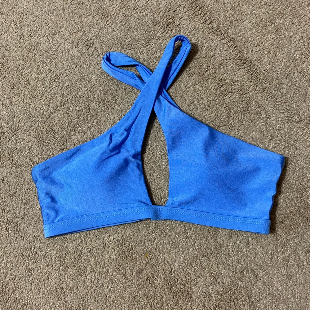 Criss cross bikini top